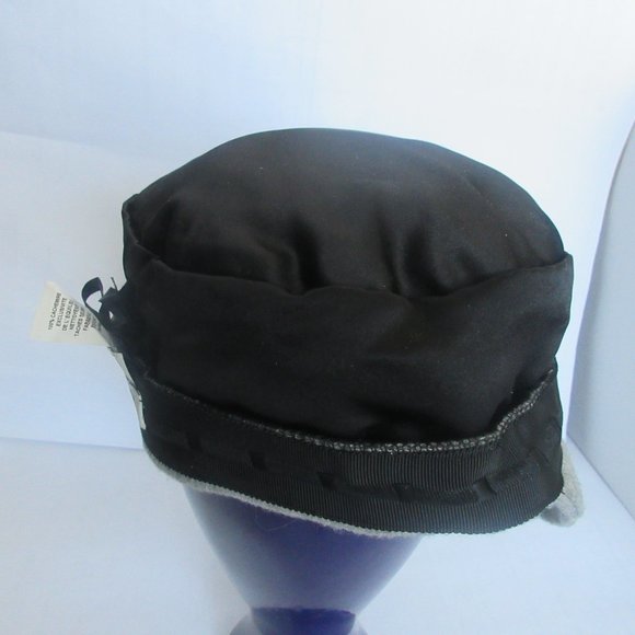 Eugenia Kim cashmere felt cap. Grey. Slips on. 100% Cashmere. Made in USA - Picture 10 of 12